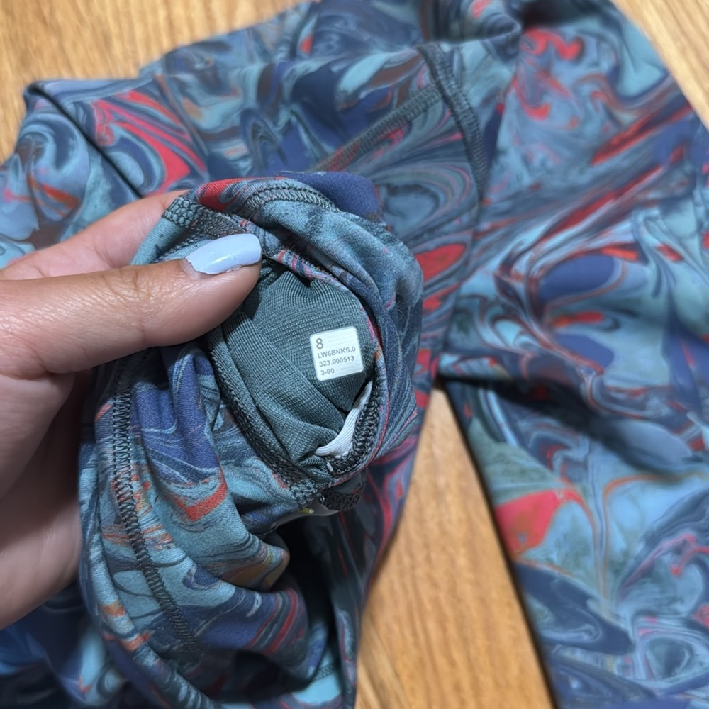 Lululemon Leggings 8 - Picture 7 of 8